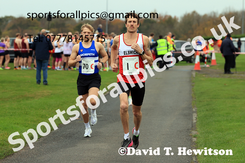 The 2024 Norman Woodcock Memorial Relay, Newcastle Race Course, Gosforth Park, Newcastle.   Photo: David T. Hewitson/Sports for All Pics